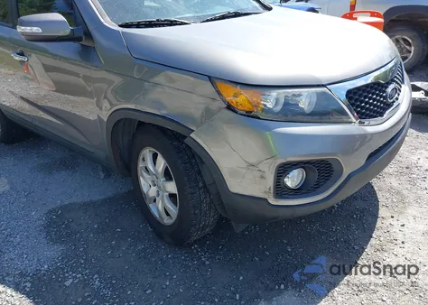 2013 Kia Sorento Lx из США, поврежденный, VIN 5XYKT3A65DG385530